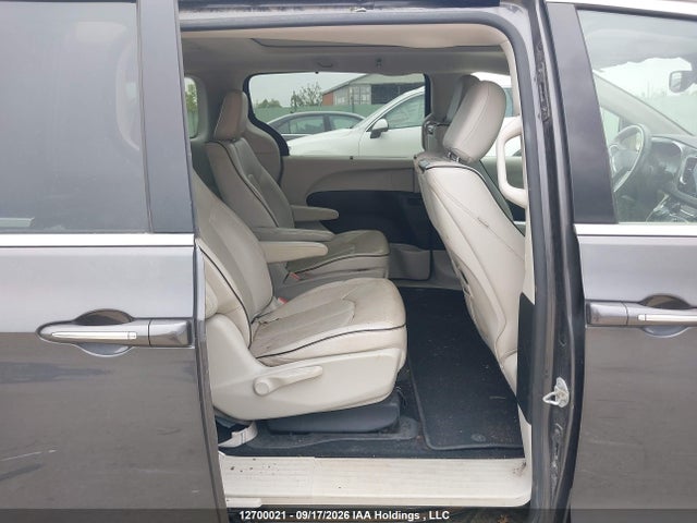 Aukcja sprzedaży 2018 Chrysler Pacifica Hybrid Limited, vin: 2C4RC1N75JR139722, numer aukcji: 12700021
