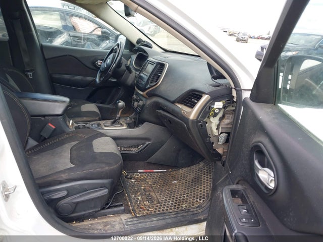 Продаж на аукціоні авто 2016 Jeep Cherokee Sport, vin: 1C4PJMAS4GW377585, номер лоту: 12700022