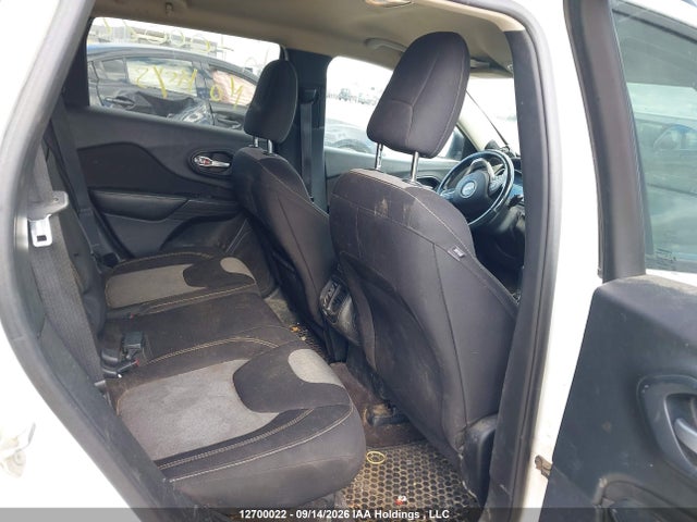 Продаж на аукціоні авто 2016 Jeep Cherokee Sport, vin: 1C4PJMAS4GW377585, номер лоту: 12700022