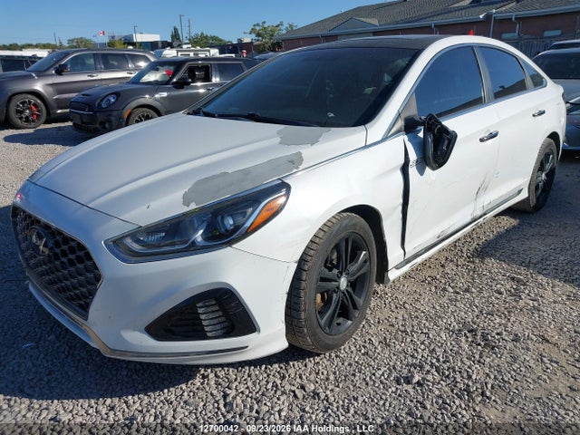 Hyundai Sonata 2018 5NPE34AFXJH706775 Image 2