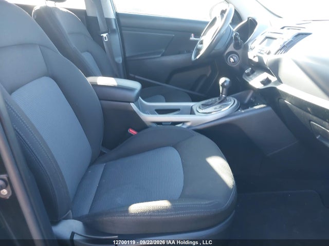 Продажа на аукционе авто 2015 Kia Sportage Lx, vin: KNDPBCAC8F7752466, номер лота: 12700119