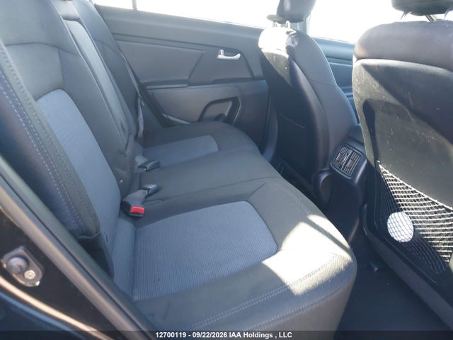 Продажа на аукционе авто 2015 Kia Sportage Lx, vin: KNDPBCAC8F7752466, номер лота: 12700119