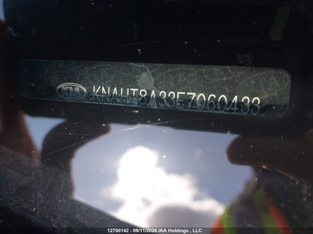 KNAHT8A33E7060433 KIA Rondo Lx