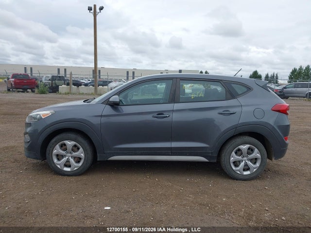 2018 Hyundai Tucson Se მანქანა იყიდება აუქციონზე, vin: KM8J23A41JU832048, აუქციონის ნომერი: 12700155