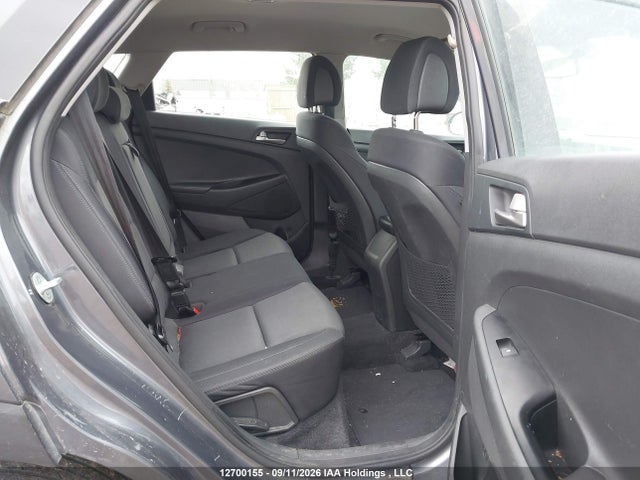 2018 Hyundai Tucson Se მანქანა იყიდება აუქციონზე, vin: KM8J23A41JU832048, აუქციონის ნომერი: 12700155