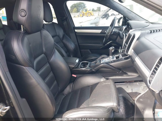 Продаж на аукціоні авто 2011 Porsche Cayenne Turbo, vin: WP1AC2A21BLA87477, номер лоту: 12700156