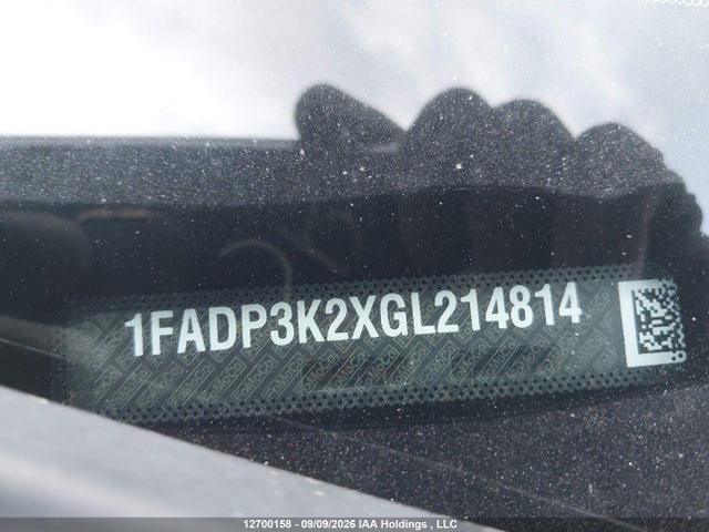 12700158 :رقم المزاد ، 1FADP3K2XGL214814 vin ، 2016 Ford Focus Se مزاد بيع