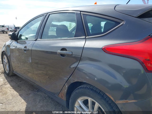 12700158 :رقم المزاد ، 1FADP3K2XGL214814 vin ، 2016 Ford Focus Se مزاد بيع