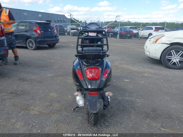 ZAPCA06B0N5201330 Vespa Primavera/sprint 50