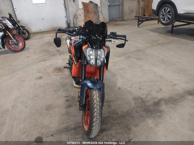KTM 890 Duke R 2022 VBKTU9401NM829299 Image 5