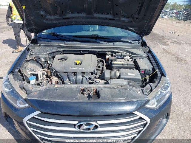 Hyundai Elantra L 2017 5NPD74LF3HH076363 Image 10