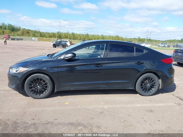 Hyundai Elantra L 2017 5NPD74LF3HH076363 Image 13
