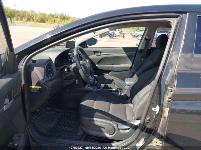 Hyundai Elantra L 2017 5NPD74LF3HH076363 Image 18