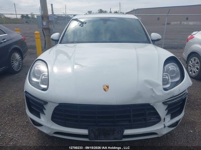 12700233 :رقم المزاد ، WP1AB2A50GLB54798 vin ، 2016 Porsche Macan S مزاد بيع