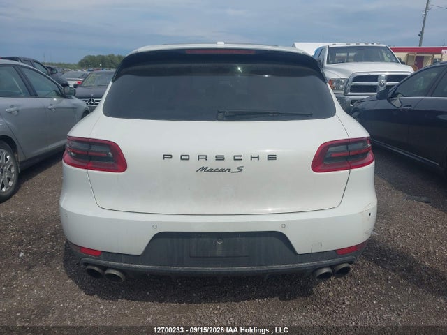 12700233 :رقم المزاد ، WP1AB2A50GLB54798 vin ، 2016 Porsche Macan S مزاد بيع
