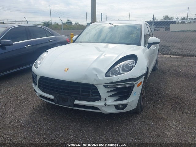 12700233 :رقم المزاد ، WP1AB2A50GLB54798 vin ، 2016 Porsche Macan S مزاد بيع