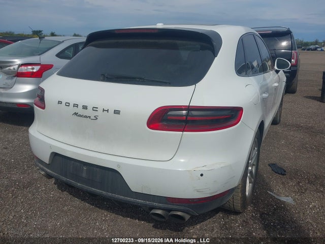 12700233 :رقم المزاد ، WP1AB2A50GLB54798 vin ، 2016 Porsche Macan S مزاد بيع