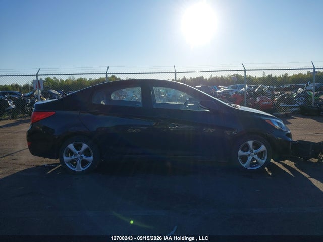 12700243 :رقم المزاد ، KMHCU4AE5DU332142 vin ، 2013 Hyundai Accent Gls مزاد بيع