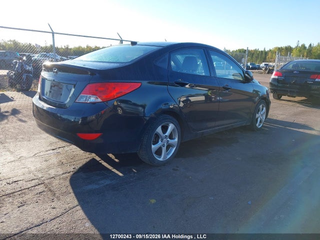 12700243 :رقم المزاد ، KMHCU4AE5DU332142 vin ، 2013 Hyundai Accent Gls مزاد بيع