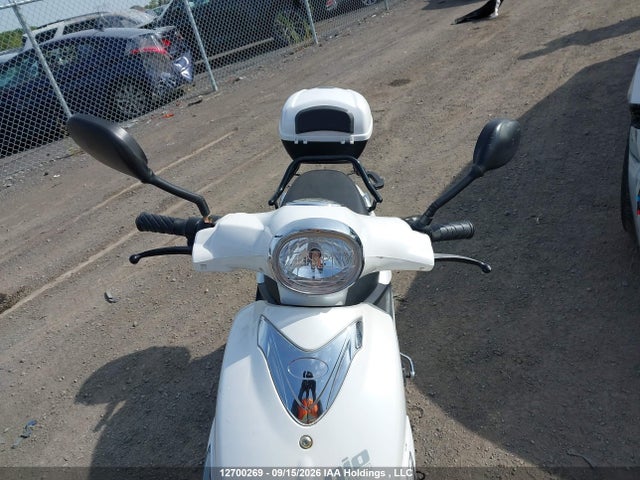 Scooter Beluga Geo Electrique 2025 192821902183656 Image 12