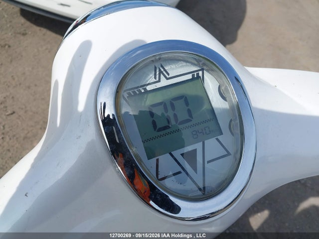 Scooter Beluga Geo Electrique 2025 192821902183656 Image 7