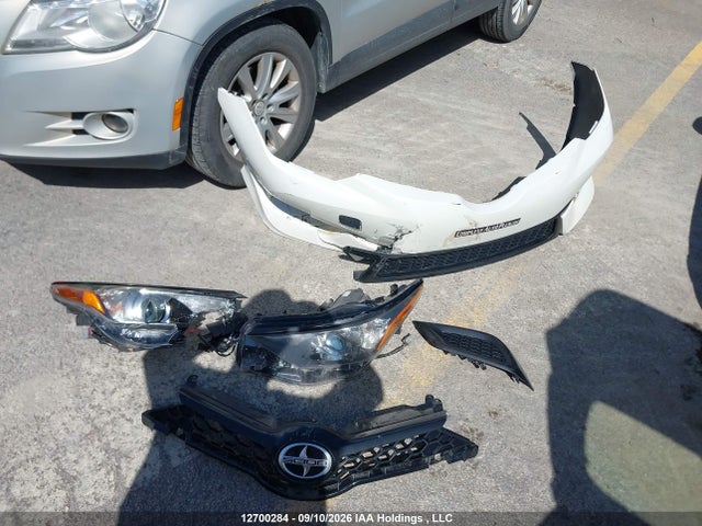 Scion IM 2016 JTNKARJE5GJ500756 Image 12