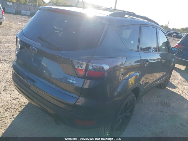 Ford Escape 2017 1FMCU0GD8HUA72817 Image 4