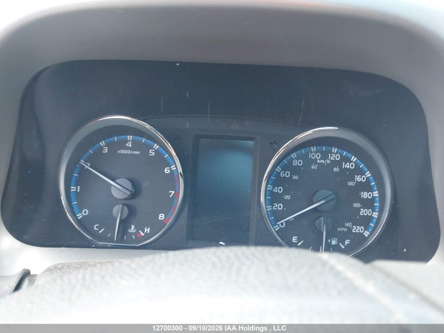 Toyota Rav4 Xle 2017 2T3RFREV4HW541249 Image 16