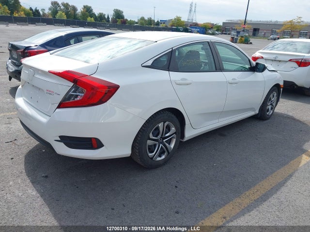 Продаж на аукціоні авто 2018 Honda Civic Lx, vin: 2HGFC2F58JH032872, номер лоту: 12700310