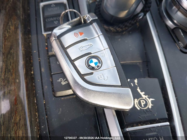 Продажа на аукционе авто 2016 Bmw X5 Xdrive50i, vin: 5UXKR6C56G0J81512, номер лота: 12700337