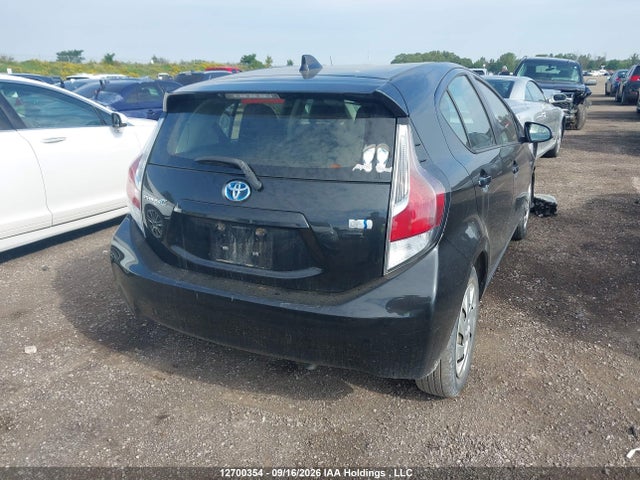 Toyota PRIUS C 2015 JTDKDTB33F1097283 Image 4