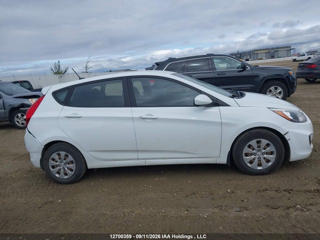 Продаж на аукціоні авто 2015 Hyundai Accent Gs, vin: KMHCT5AE1FU198919, номер лоту: 12700359