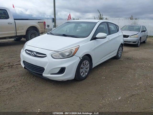Продаж на аукціоні авто 2015 Hyundai Accent Gs, vin: KMHCT5AE1FU198919, номер лоту: 12700359