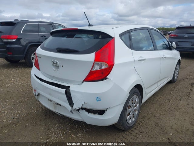 Продаж на аукціоні авто 2015 Hyundai Accent Gs, vin: KMHCT5AE1FU198919, номер лоту: 12700359