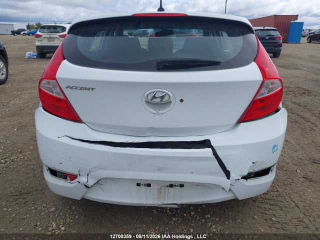 Продаж на аукціоні авто 2015 Hyundai Accent Gs, vin: KMHCT5AE1FU198919, номер лоту: 12700359