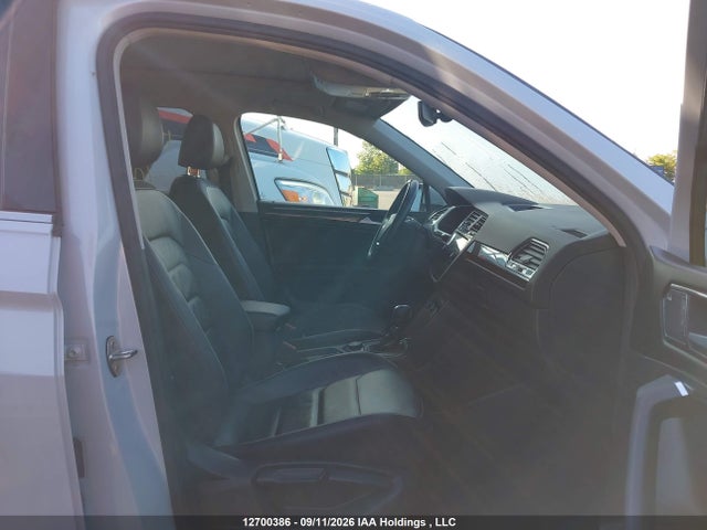 Aukcja sprzedaży 2018 Volkswagen Tiguan Highline, vin: 3VV4B7AX4JM107097, numer aukcji: 12700386