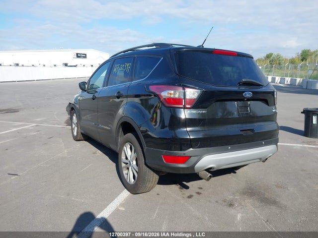 12700397 :رقم المزاد ، 1FMCU9G93HUA34279 vin ، 2017 Ford Escape Se مزاد بيع