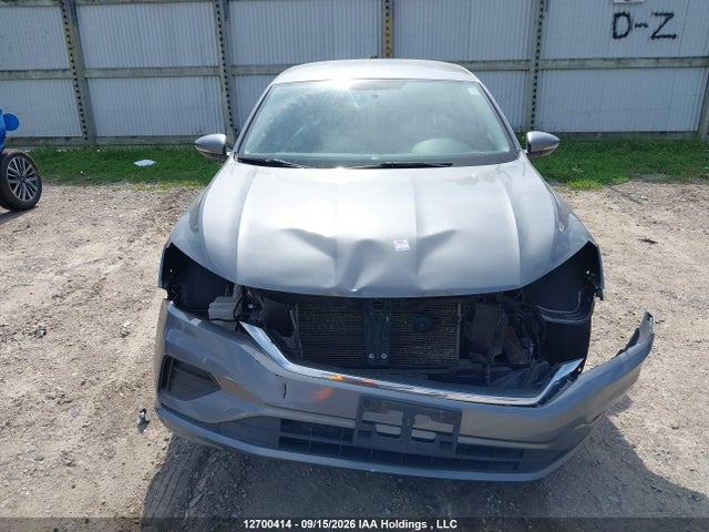 Продажа на аукционе авто 2020 Volkswagen Passat, vin: 1VWAA7A32LC003355, номер лота: 12700414