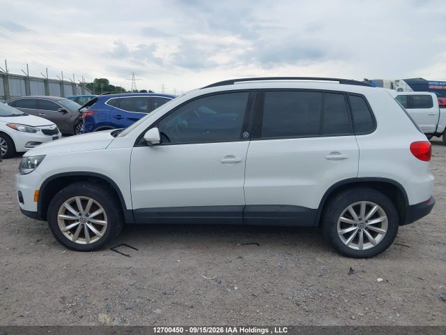 12700450 :رقم المزاد ، WVGNV7AX1HK035881 vin ، 2017 Volkswagen Tiguan Wolfsburg Edition مزاد بيع