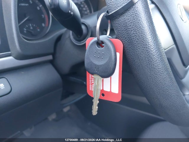 Hyundai Elantra L 2017 5NPD74LF3HH061023 Image 10