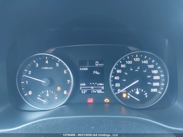 Hyundai Elantra L 2017 5NPD74LF3HH061023 Image 7
