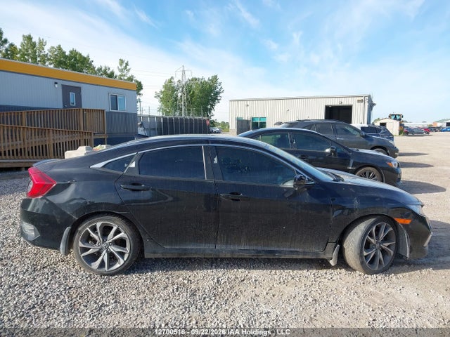 Honda Civic Touring 2019 2HGFC1F9XKH105819 Image 11