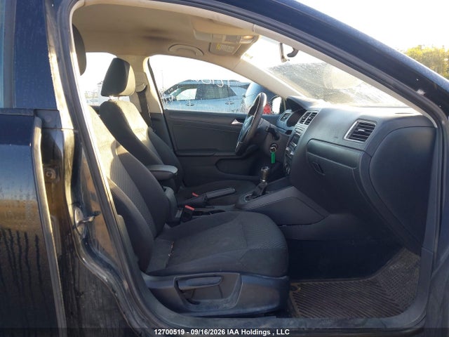 Продажа на аукционе авто 2013 Volkswagen Jetta 2.0l Trendline/2.0l Trendline+, vin: 3VW1K7AJ5DM284028, номер лота: 12700519