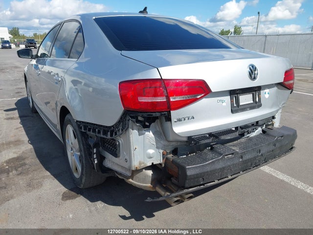 Продаж на аукціоні авто 2015 Volkswagen Jetta 2.0l Trendline/2.0l Trendline+, vin: 3VW2K7AJ7FM275368, номер лоту: 12700522