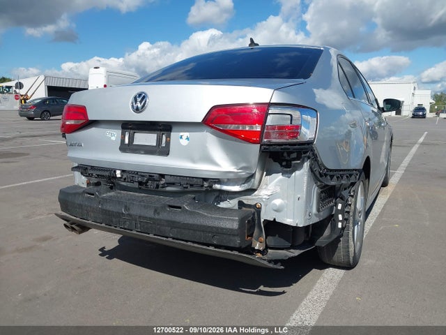 Продаж на аукціоні авто 2015 Volkswagen Jetta 2.0l Trendline/2.0l Trendline+, vin: 3VW2K7AJ7FM275368, номер лоту: 12700522