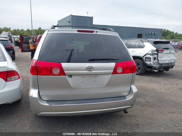 2008 Toyota Sienna Le 7 Passenger მანქანა იყიდება აუქციონზე, vin: 5TDZK23C28S188337, აუქციონის ნომერი: 12700558