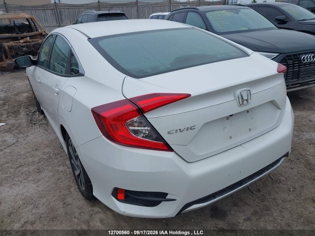 Honda CIVIC EX 2019 2HGFC2F79KH006865 Image 3