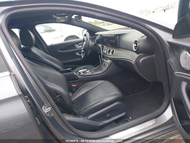 WDDZF4KB1KA542772 Mercedes-Benz E 300 4matic
