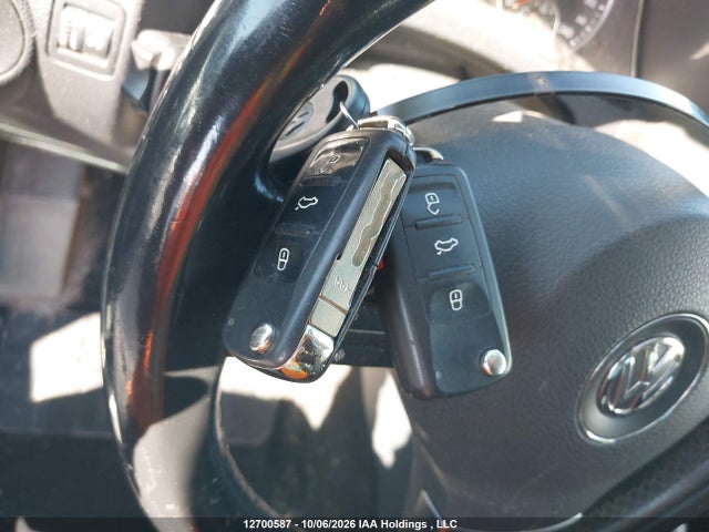 Продажа на аукционе авто 2016 Volkswagen Tiguan Comfort/high/r-line/sp Ed, vin: WVGJV7AX4GW533708, номер лота: 12700587