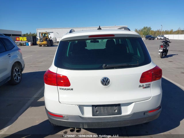 Продажа на аукционе авто 2016 Volkswagen Tiguan Comfort/high/r-line/sp Ed, vin: WVGJV7AX4GW533708, номер лота: 12700587